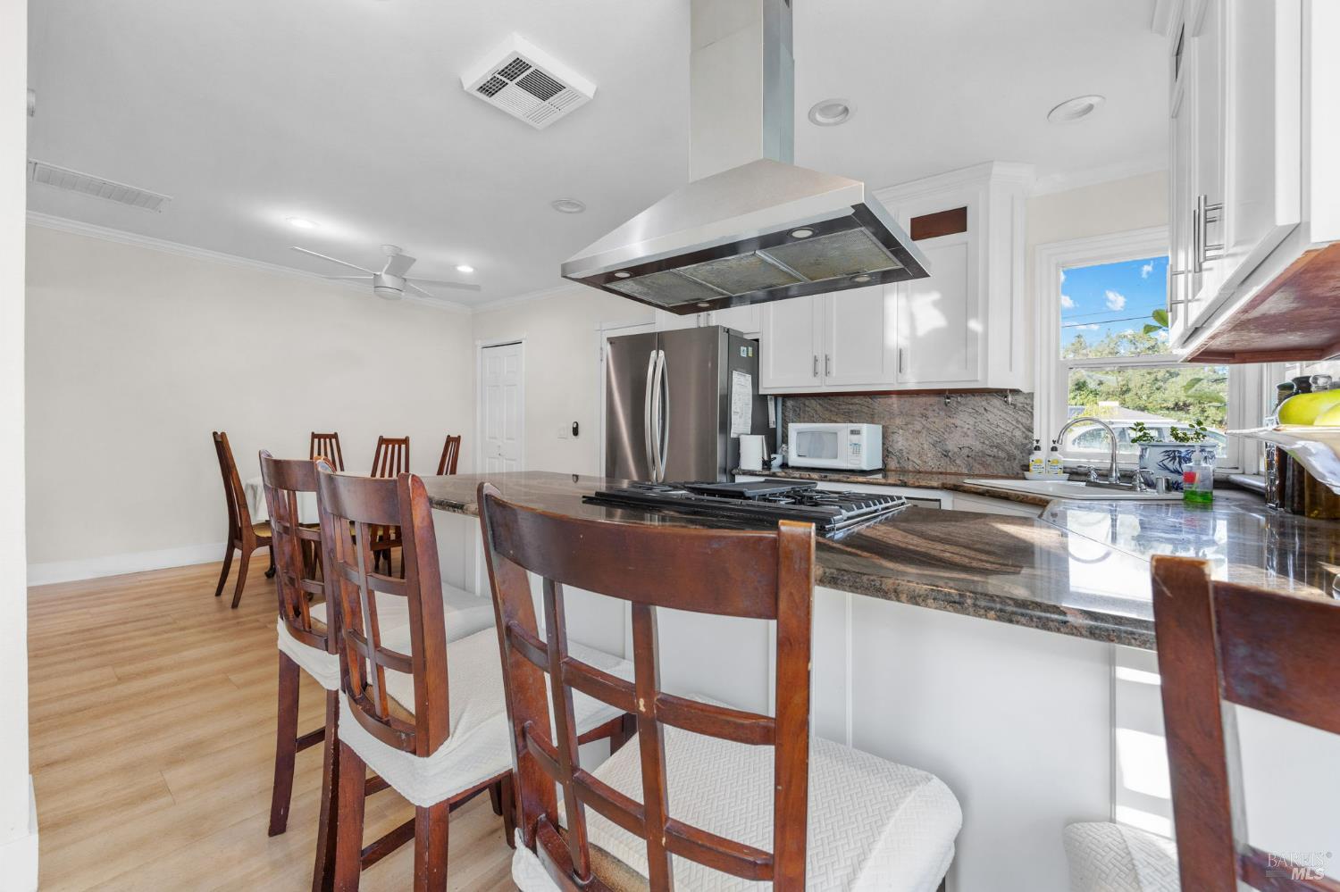 Detail Gallery Image 11 of 58 For 1455 Grove Way, Concord,  CA 94518 - 3 Beds | 2 Baths