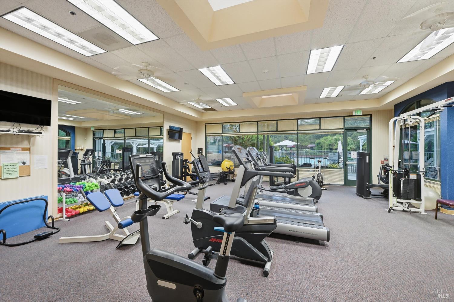 Detail Gallery Image 38 of 40 For 124 Wisteria Cir, Cloverdale,  CA 95425 - 2 Beds | 2 Baths