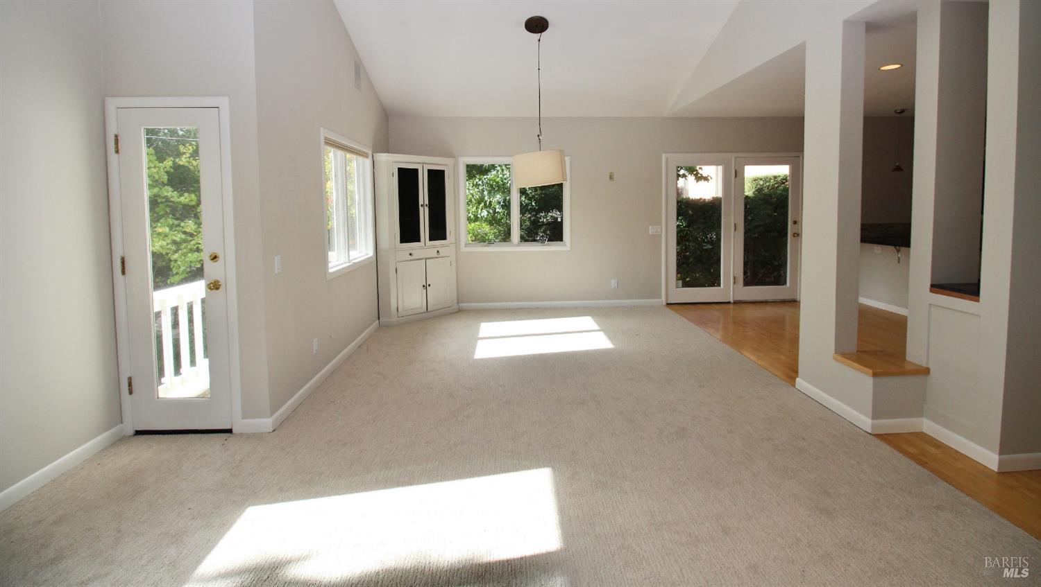 Detail Gallery Image 9 of 29 For Address Is Not Disclosed, Mill Valley,  CA 94941 - 3 Beds | 2/1 Baths