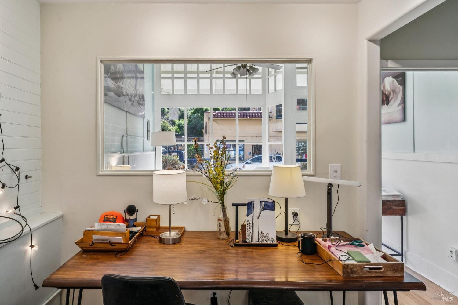 Detail Gallery Image 5 of 45 For 3 Wharf Rd, Bolinas,  CA 94924 - – Beds | – Baths