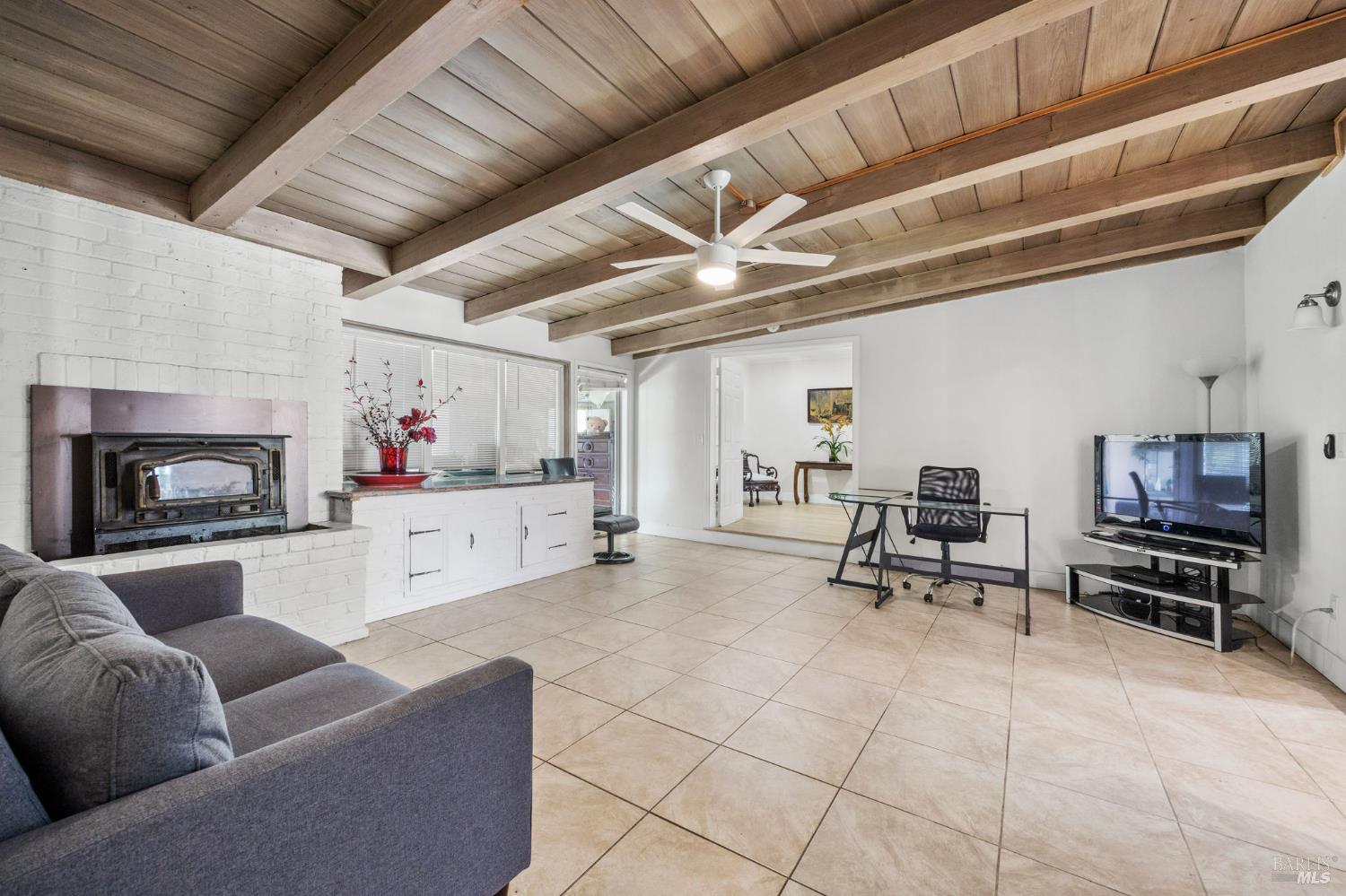 Detail Gallery Image 13 of 58 For 1455 Grove Way, Concord,  CA 94518 - 3 Beds | 2 Baths