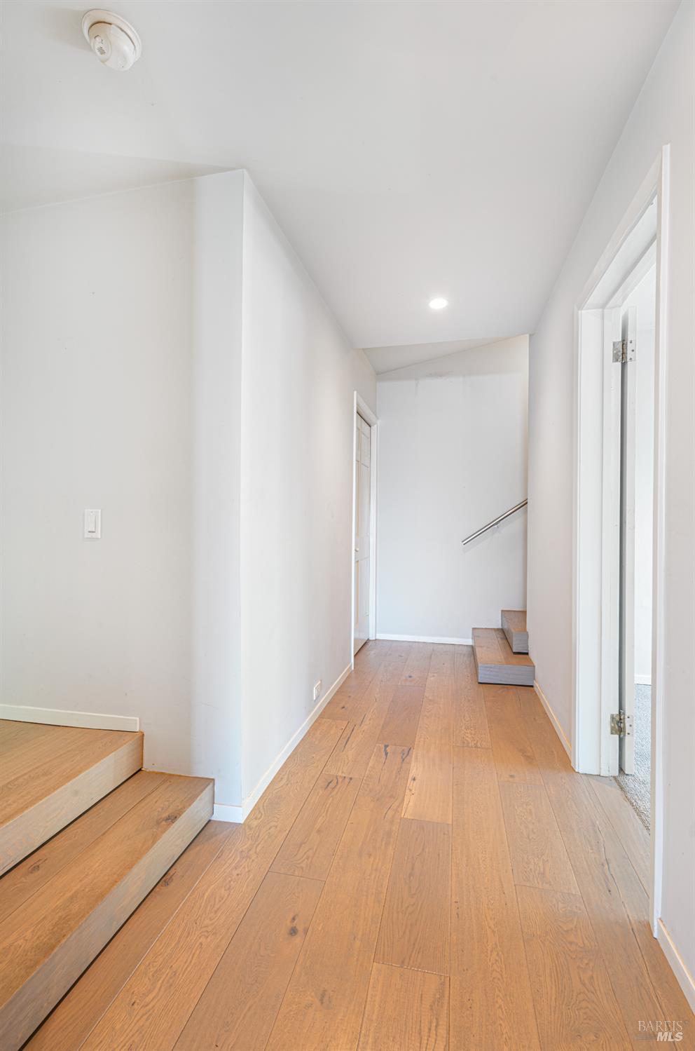 Detail Gallery Image 42 of 88 For 4627 E State Hwy 20 Unkn, Nice,  CA 95464 - 4 Beds | 3 Baths