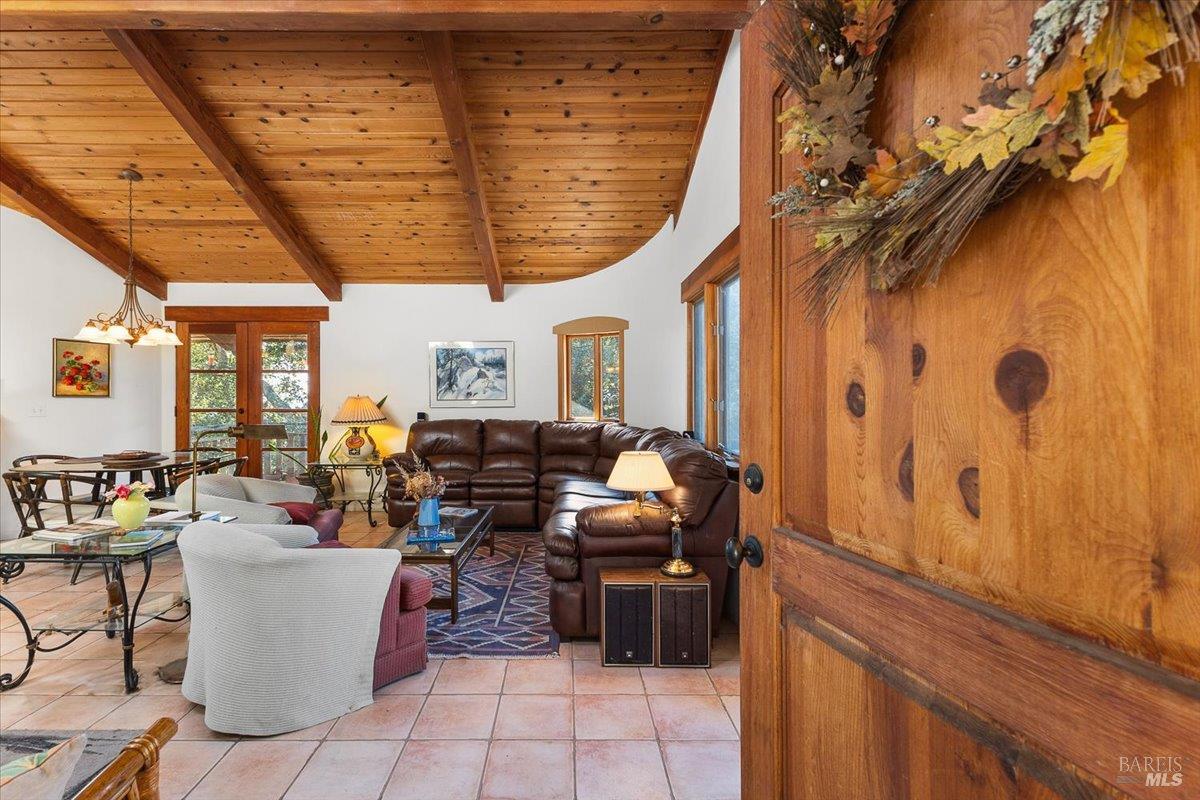 Detail Gallery Image 4 of 43 For 5262 Wikiup Ct, Santa Rosa,  CA 95403 - – Beds | – Baths