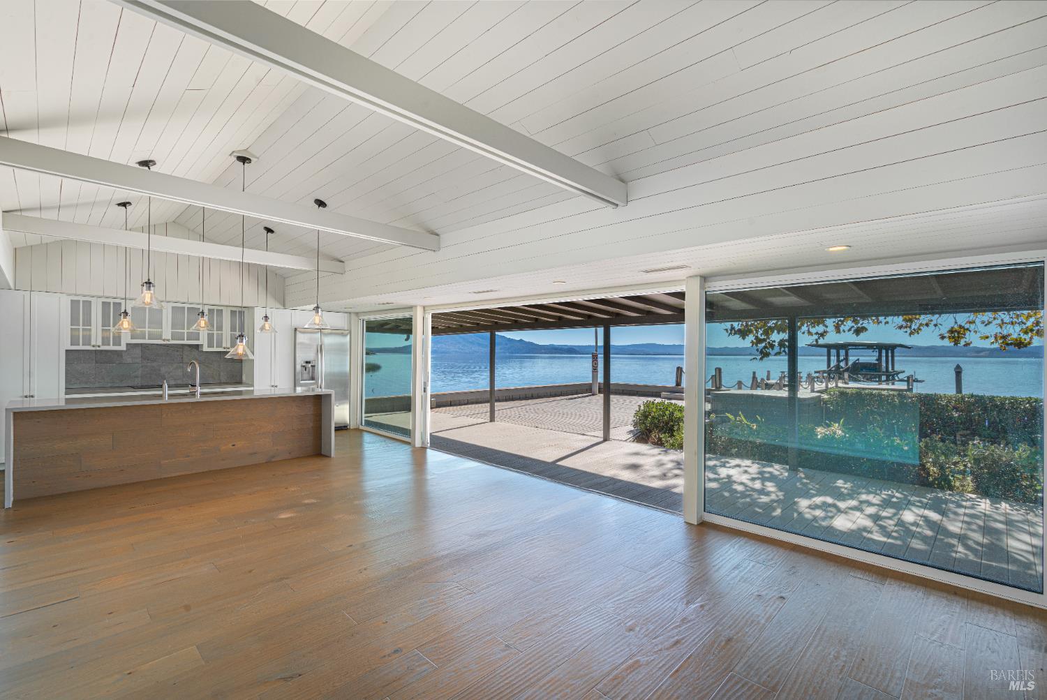 Detail Gallery Image 16 of 88 For 4627 E State Hwy 20 Unkn, Nice,  CA 95464 - 4 Beds | 3 Baths