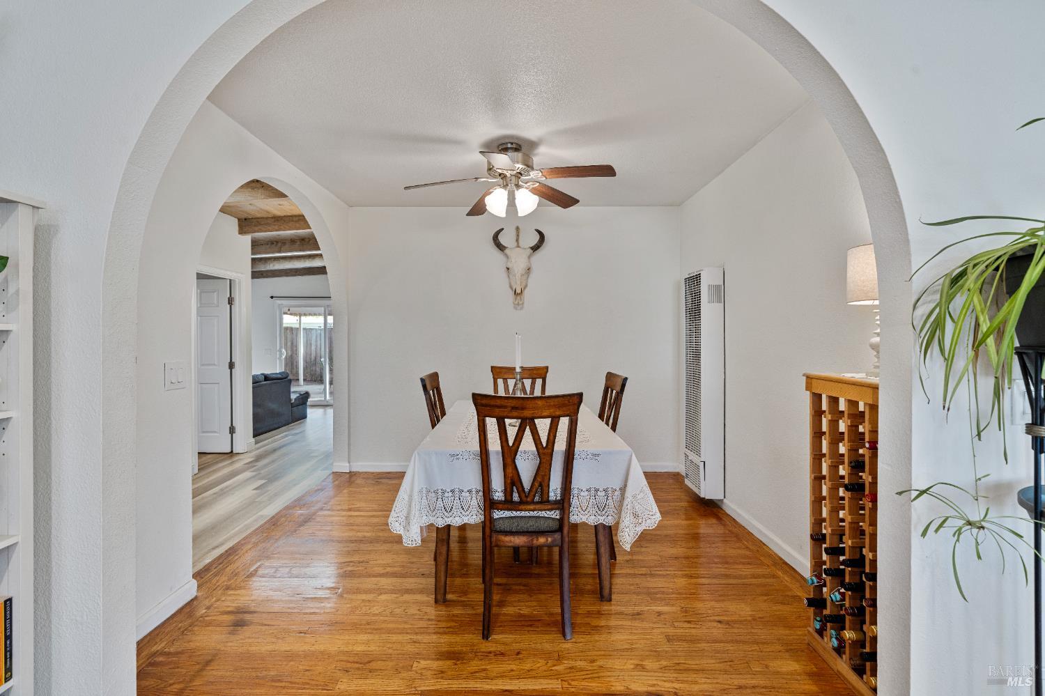 Detail Gallery Image 13 of 43 For 501 Baywood Dr, Vallejo,  CA 94591 - 3 Beds | 2 Baths