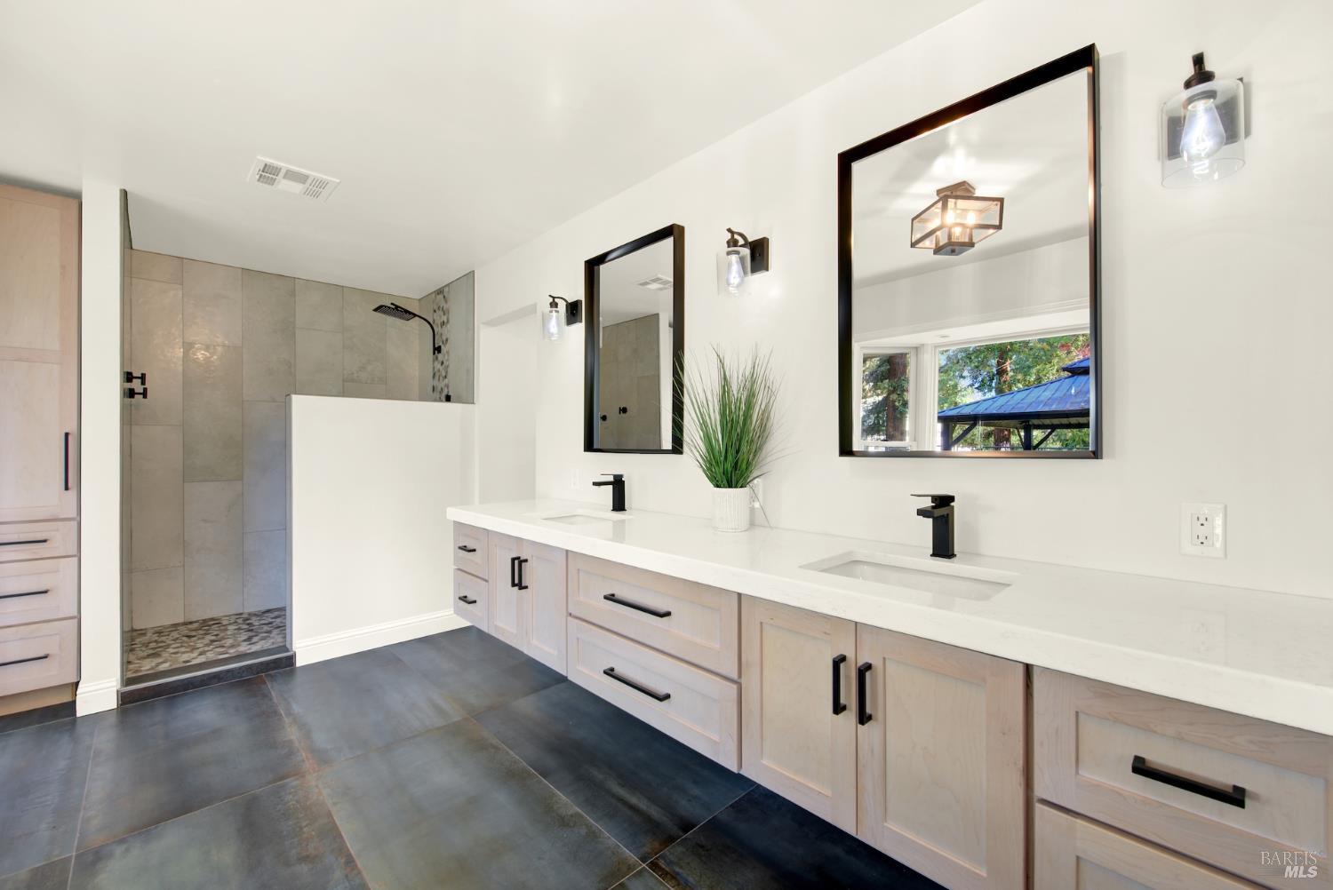 Detail Gallery Image 24 of 81 For 7707 Serpa Ln, Dixon,  CA 95620 - 2 Beds | 2/1 Baths