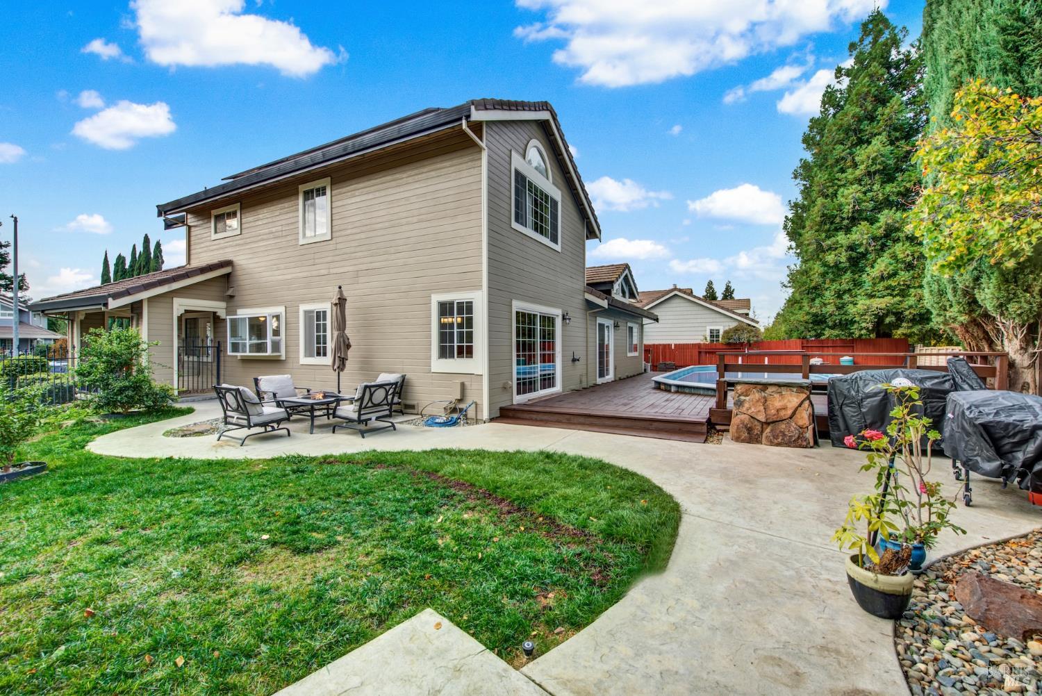 Detail Gallery Image 57 of 70 For 1520 Gill Ct, Dixon,  CA 95620 - 5 Beds | 3 Baths