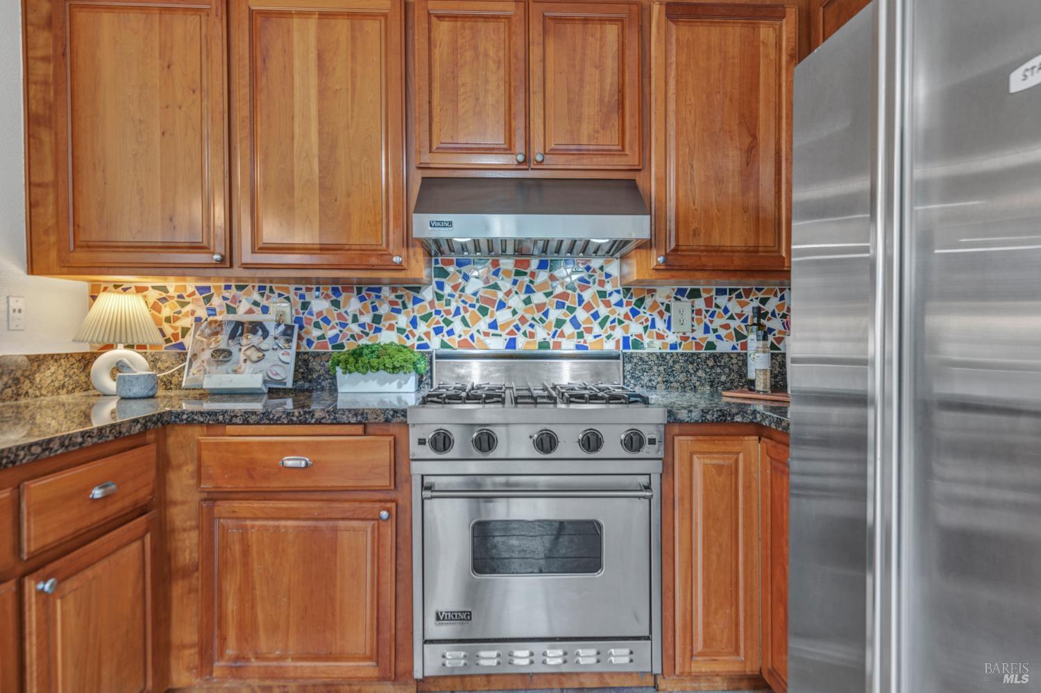 Detail Gallery Image 11 of 36 For 131 Sheila Ct, Vallejo,  CA 94591 - 5 Beds | 3 Baths