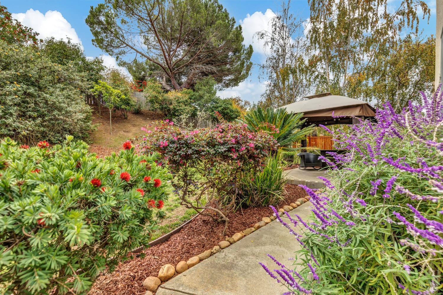 Detail Gallery Image 29 of 36 For 131 Sheila Ct, Vallejo,  CA 94591 - 5 Beds | 3 Baths