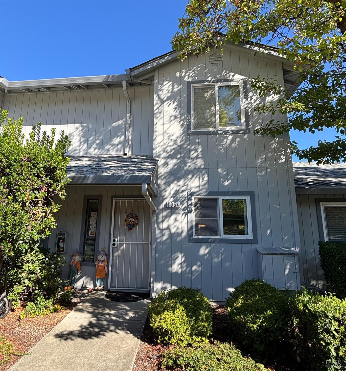 105 Elbridge Avenue E