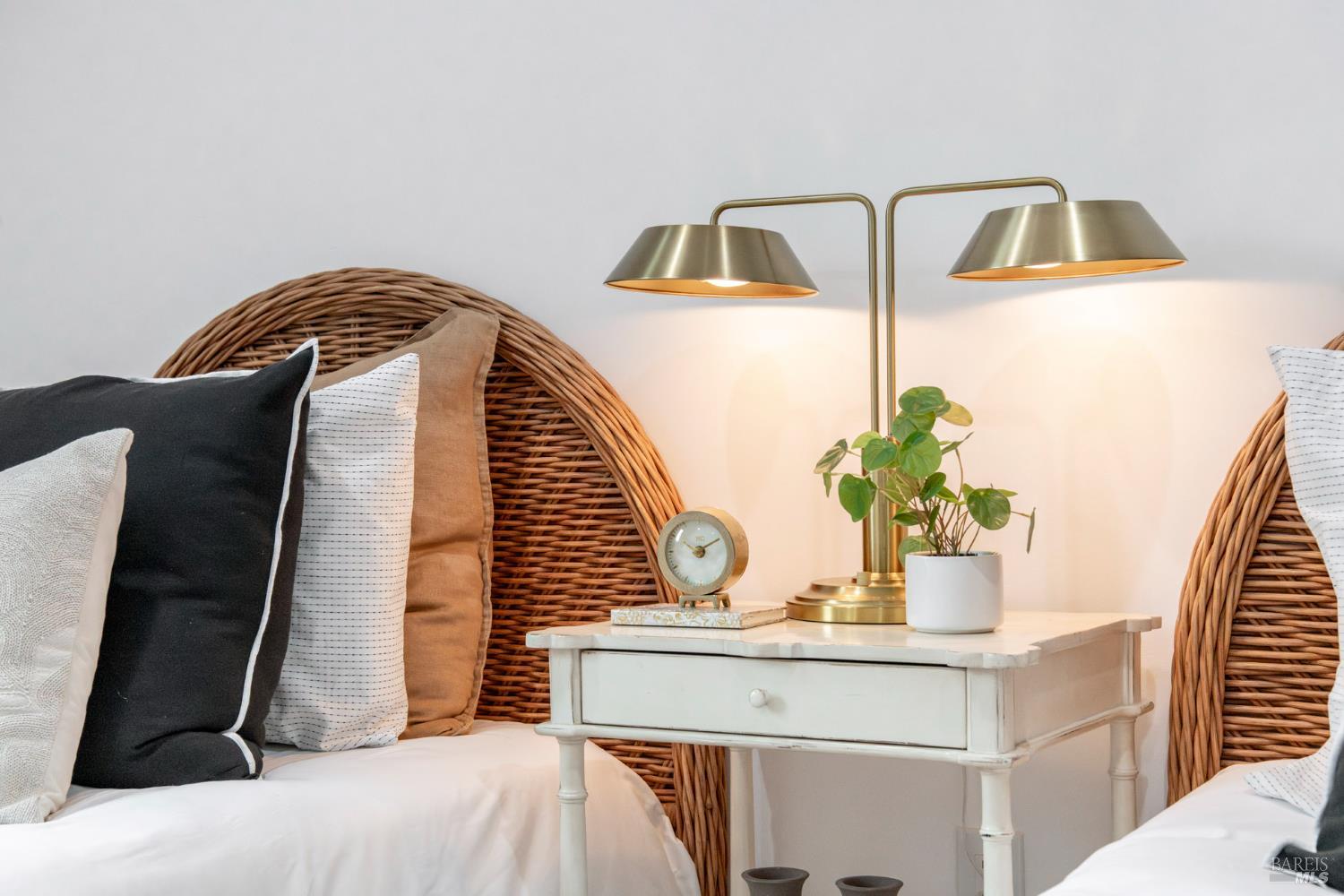 Detail Gallery Image 35 of 61 For 64 Mountain View Rd, Fairfax,  CA 94930 - 3 Beds | 2/1 Baths