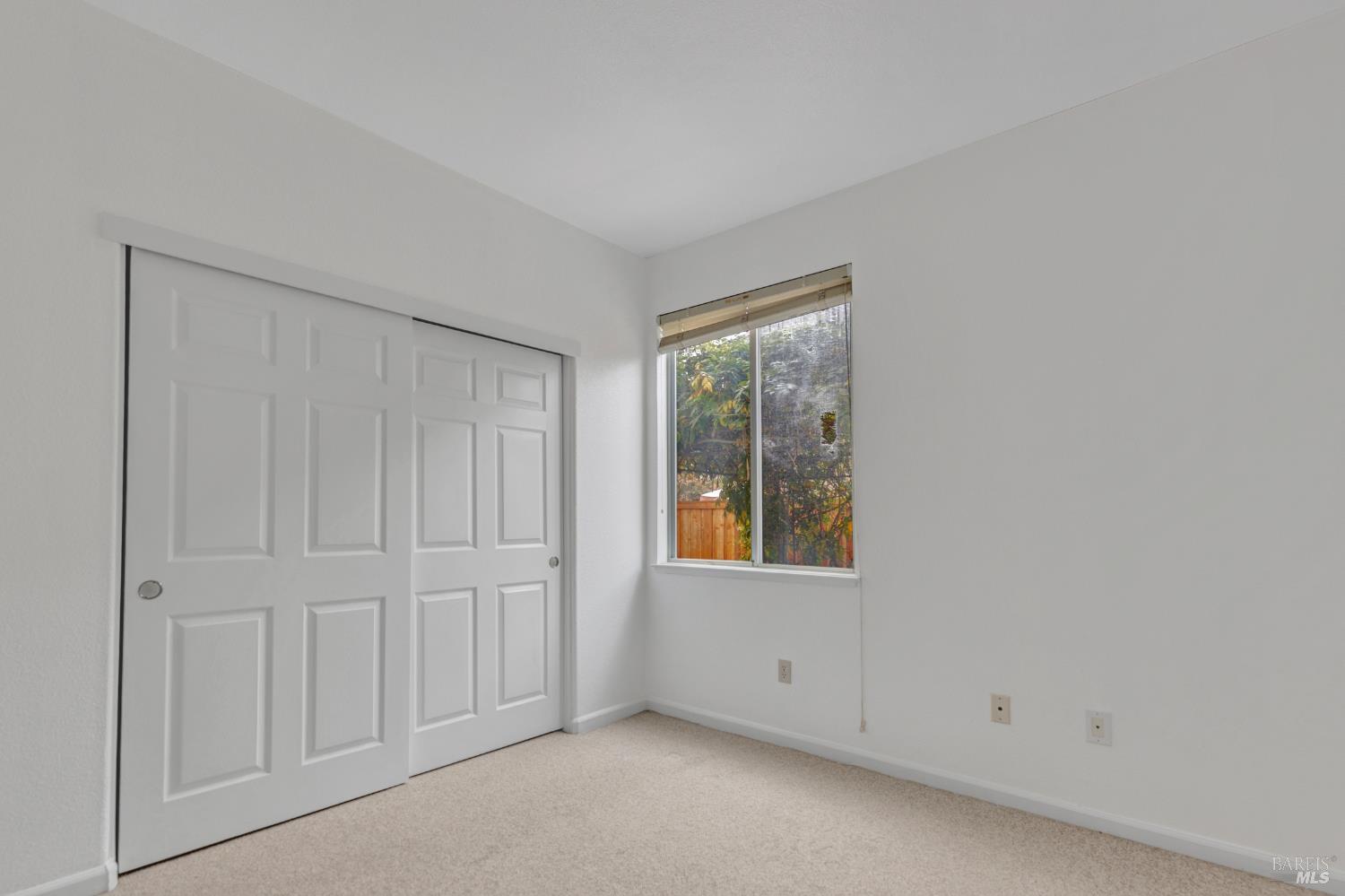 Detail Gallery Image 13 of 36 For 131 Sheila Ct, Vallejo,  CA 94591 - 5 Beds | 3 Baths