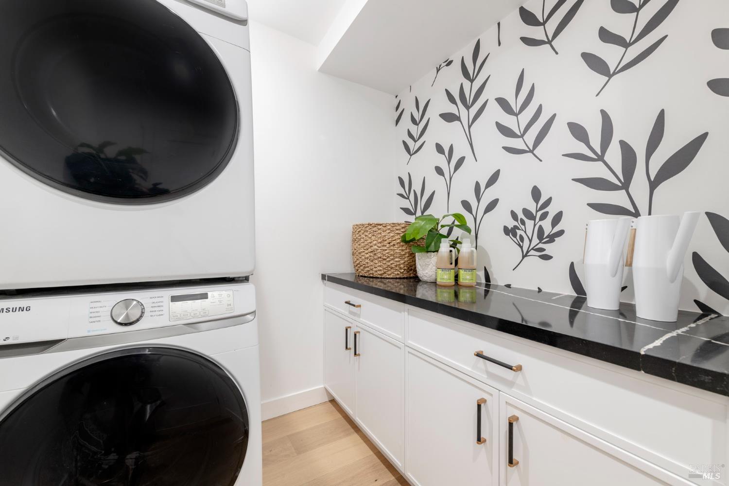 Detail Gallery Image 37 of 61 For 64 Mountain View Rd, Fairfax,  CA 94930 - 3 Beds | 2/1 Baths