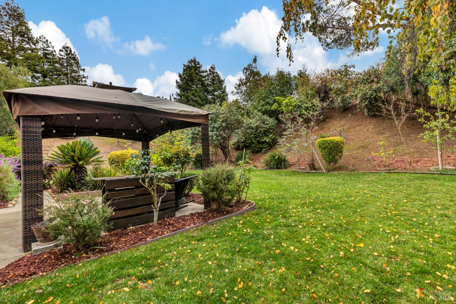 Detail Gallery Image 34 of 36 For 131 Sheila Ct, Vallejo,  CA 94591 - 5 Beds | 3 Baths