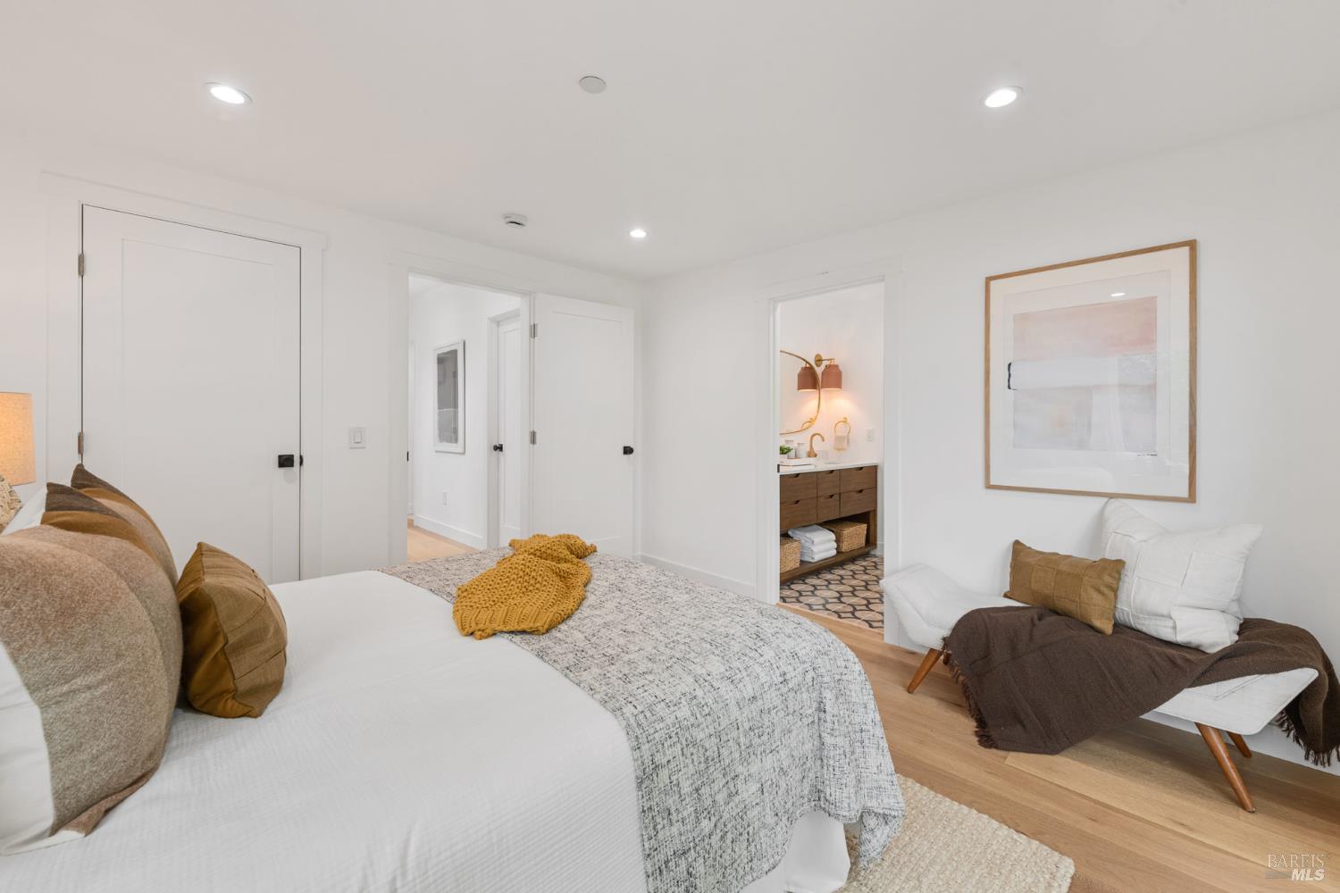 Detail Gallery Image 22 of 61 For 64 Mountain View Rd, Fairfax,  CA 94930 - 3 Beds | 2/1 Baths