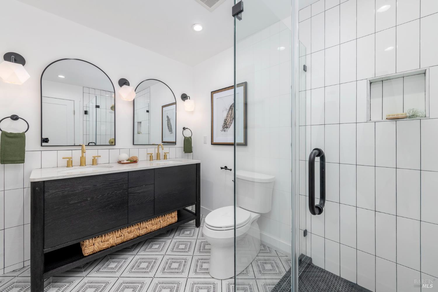 Detail Gallery Image 39 of 61 For 64 Mountain View Rd, Fairfax,  CA 94930 - 3 Beds | 2/1 Baths