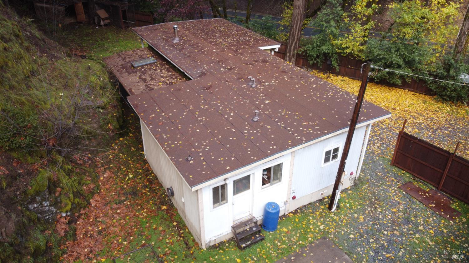 Detail Gallery Image 15 of 16 For 5011 Canyon Rd, Willits,  CA 95490 - 3 Beds | 1 Baths