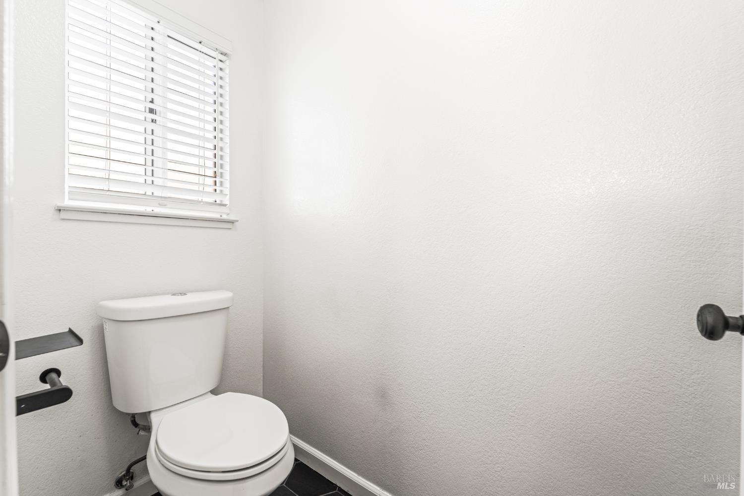 Detail Gallery Image 46 of 58 For 428 Donaldson Ct, Suisun City,  CA 94585 - 3 Beds | 2/1 Baths