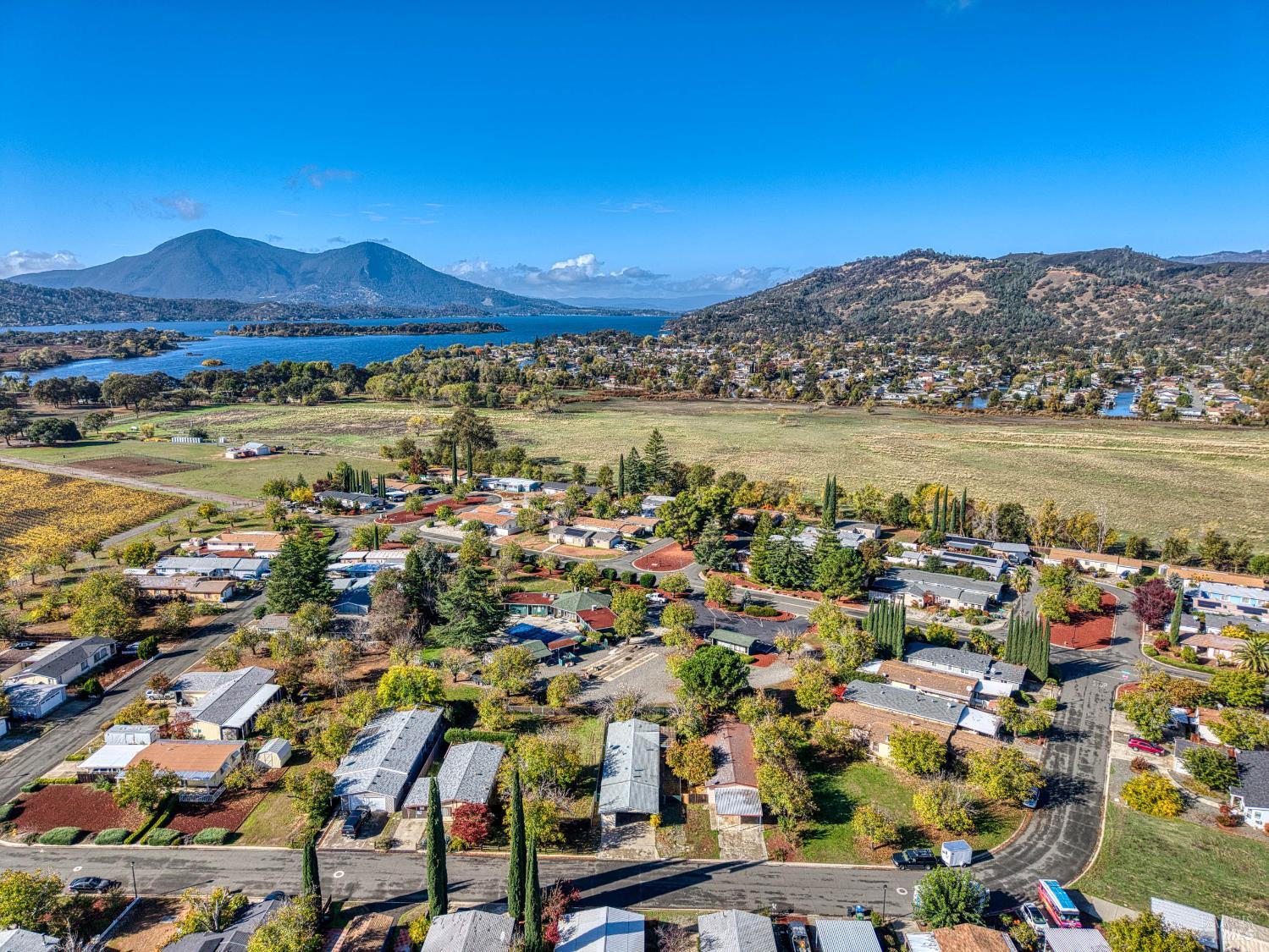 Detail Gallery Image 43 of 47 For 13953 Apple Ln, Clearlake Oaks,  CA 95423 - 2 Beds | 2 Baths