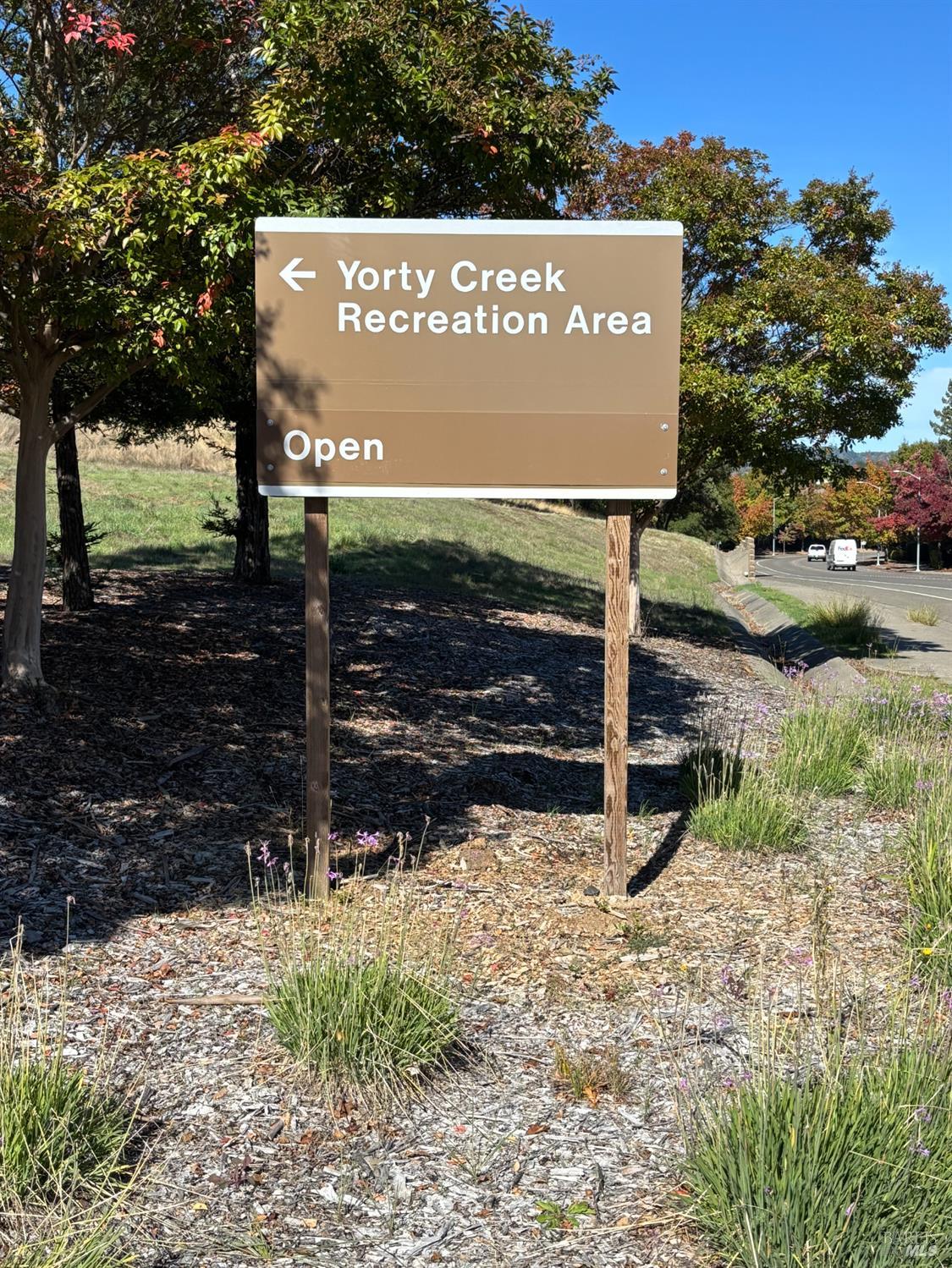 Detail Gallery Image 44 of 47 For 105 Elbridge Ave #E,  Cloverdale,  CA 95425 - 2 Beds | 1/1 Baths