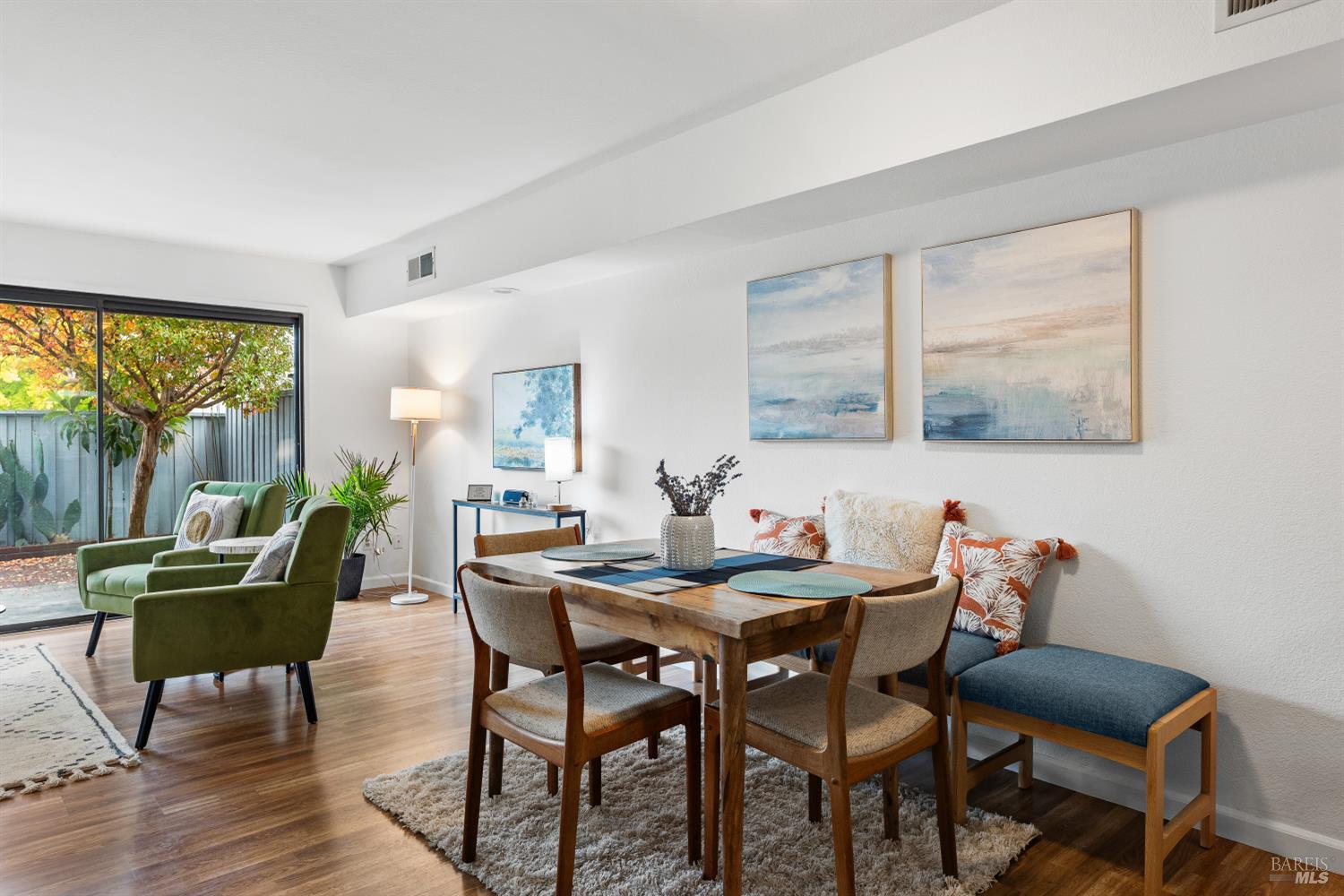 Front Image Thumbnail for BA325097723