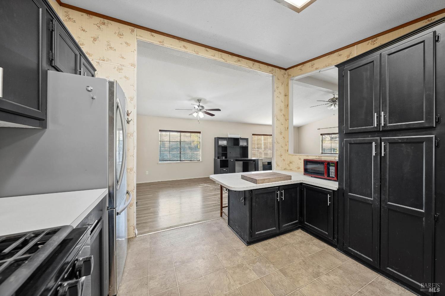 Detail Gallery Image 6 of 47 For 13953 Apple Ln, Clearlake Oaks,  CA 95423 - 2 Beds | 2 Baths