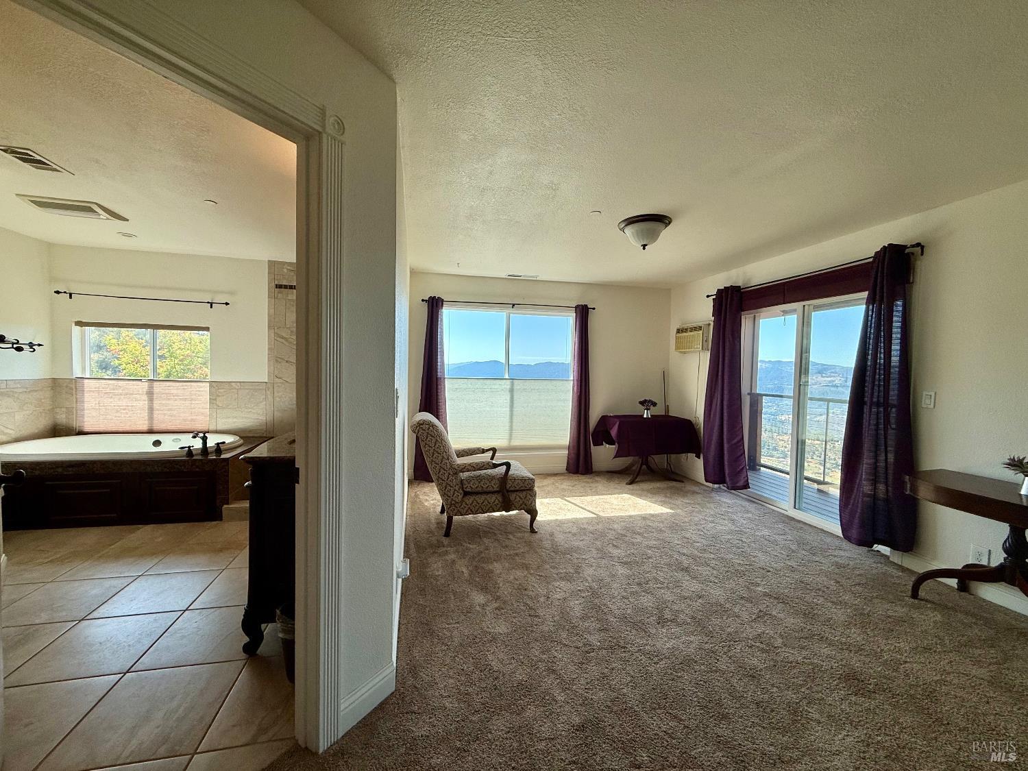 Detail Gallery Image 4 of 16 For 920 Crestmont Dr, Angwin,  CA 94508 - 5 Beds | 4 Baths