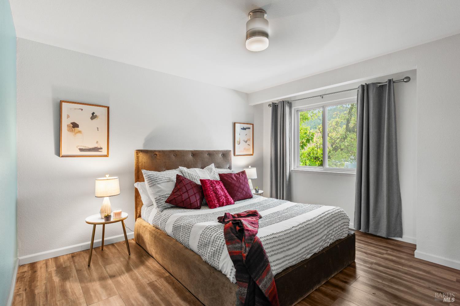 Detail Gallery Image 27 of 47 For 105 Elbridge Ave #E,  Cloverdale,  CA 95425 - 2 Beds | 1/1 Baths