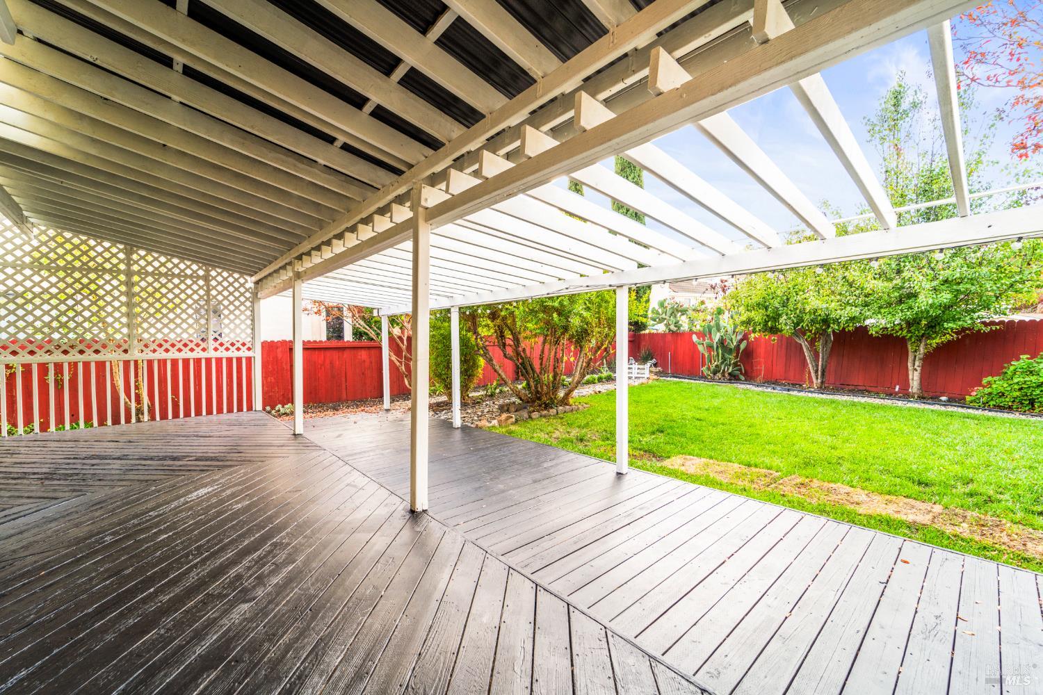 Detail Gallery Image 47 of 58 For 428 Donaldson Ct, Suisun City,  CA 94585 - 3 Beds | 2/1 Baths