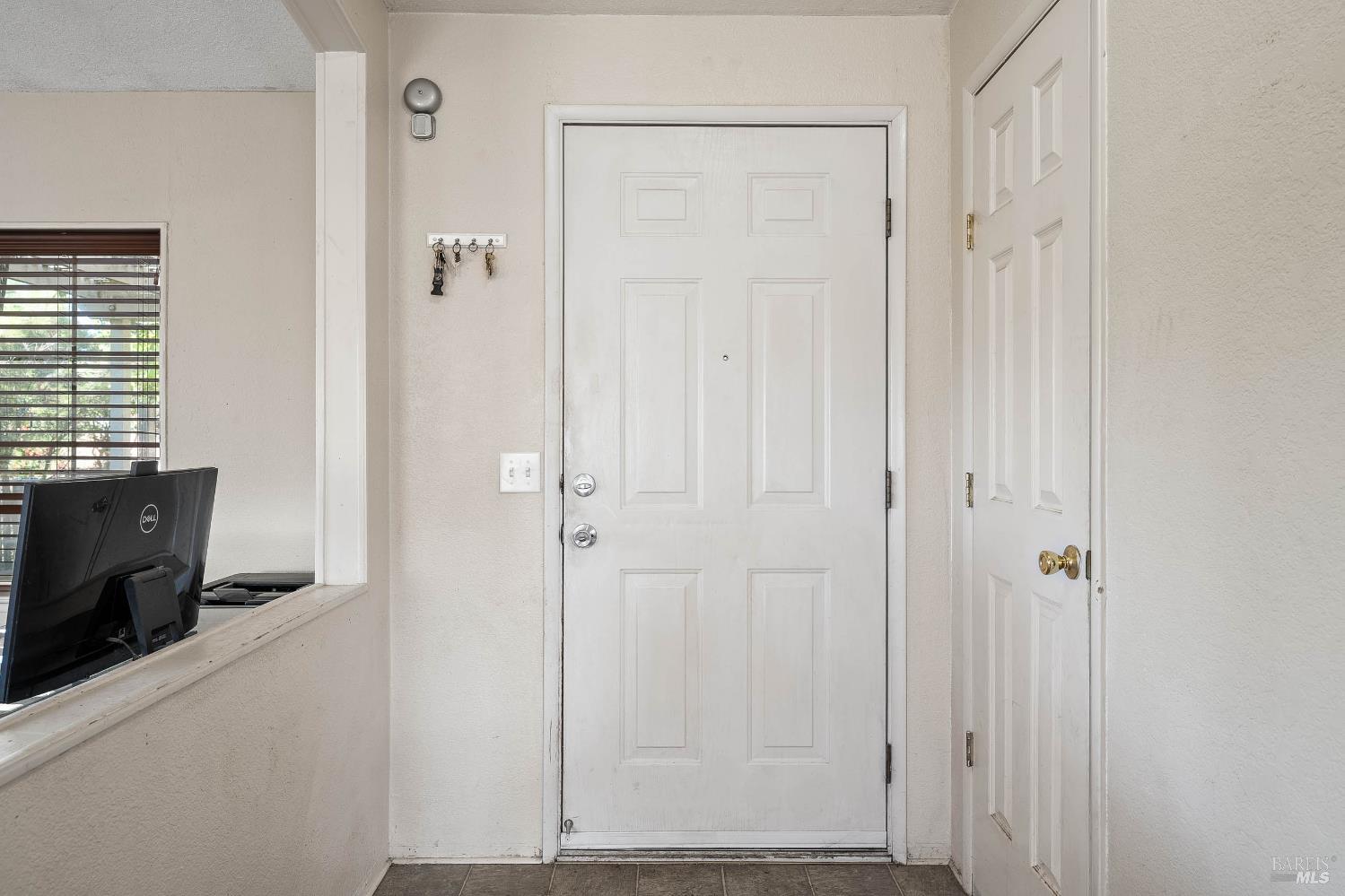 Detail Gallery Image 10 of 47 For 13953 Apple Ln, Clearlake Oaks,  CA 95423 - 2 Beds | 2 Baths