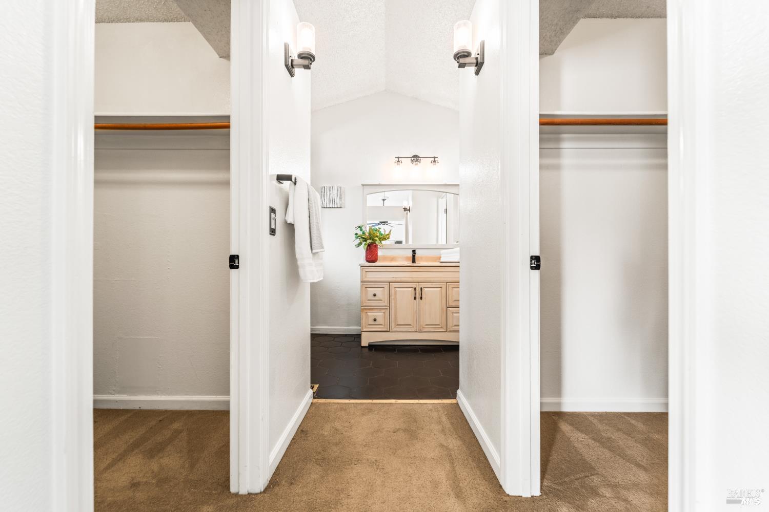 Detail Gallery Image 41 of 58 For 428 Donaldson Ct, Suisun City,  CA 94585 - 3 Beds | 2/1 Baths