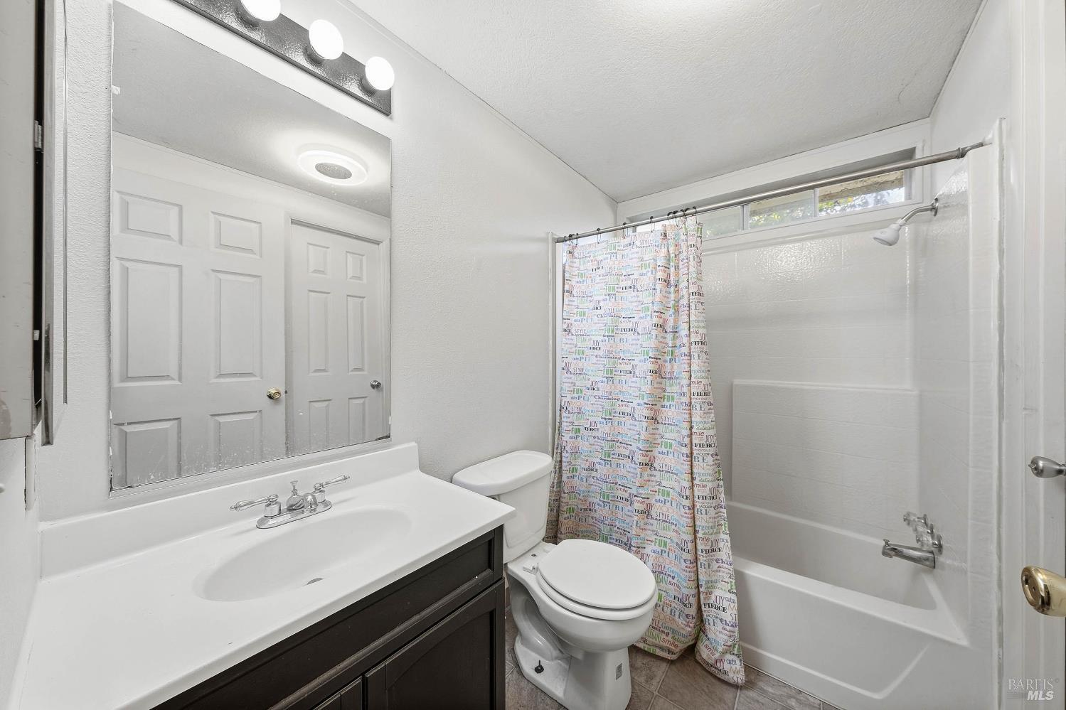 Detail Gallery Image 24 of 47 For 13953 Apple Ln, Clearlake Oaks,  CA 95423 - 2 Beds | 2 Baths