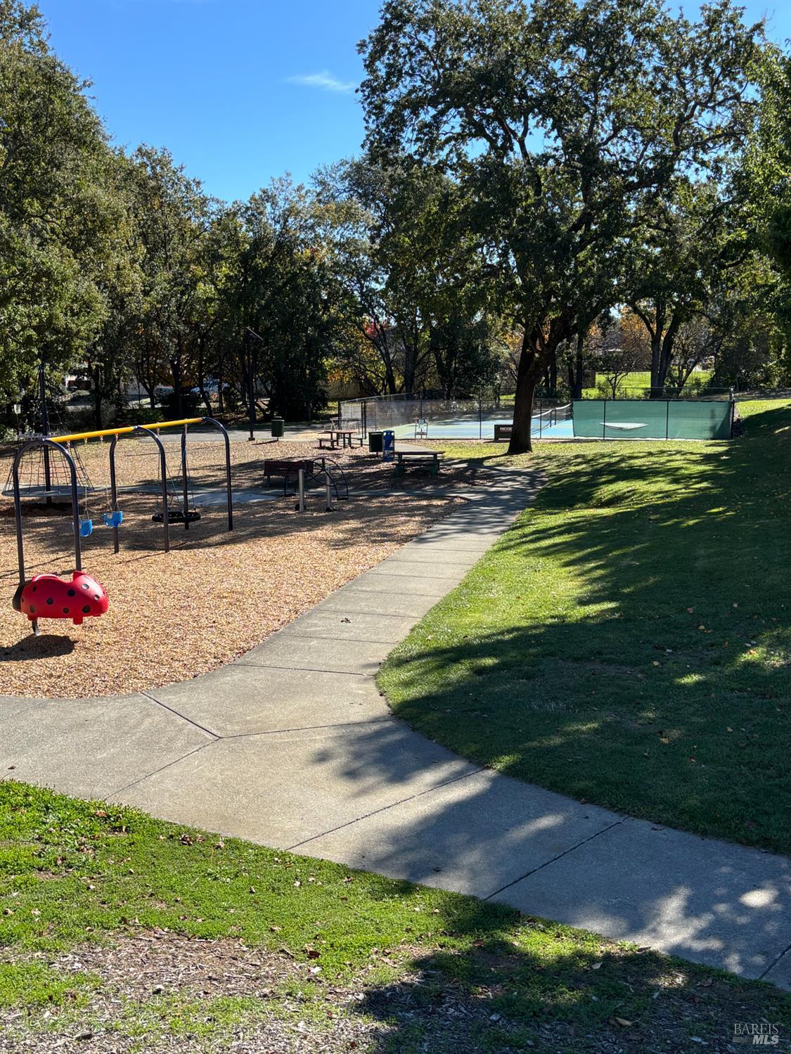 Detail Gallery Image 41 of 47 For 105 Elbridge Ave #E,  Cloverdale,  CA 95425 - 2 Beds | 1/1 Baths