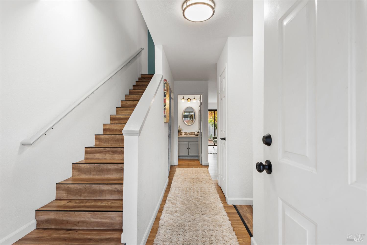 Detail Gallery Image 8 of 47 For 105 Elbridge Ave #E,  Cloverdale,  CA 95425 - 2 Beds | 1/1 Baths