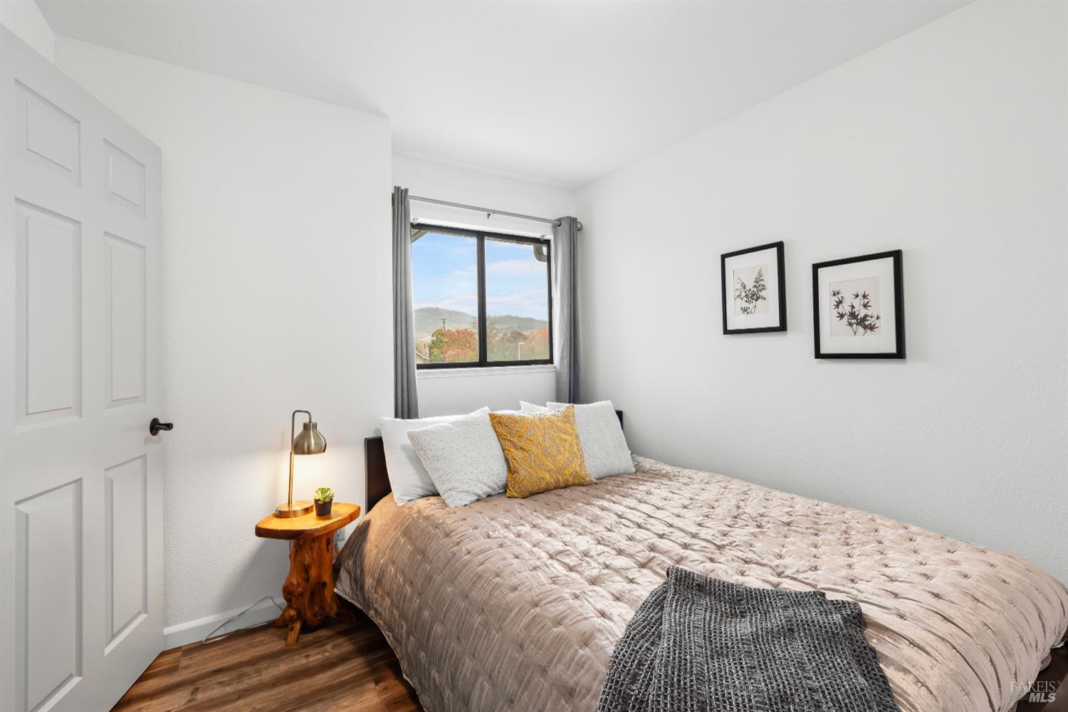 Detail Gallery Image 26 of 47 For 105 Elbridge Ave #E,  Cloverdale,  CA 95425 - 2 Beds | 1/1 Baths