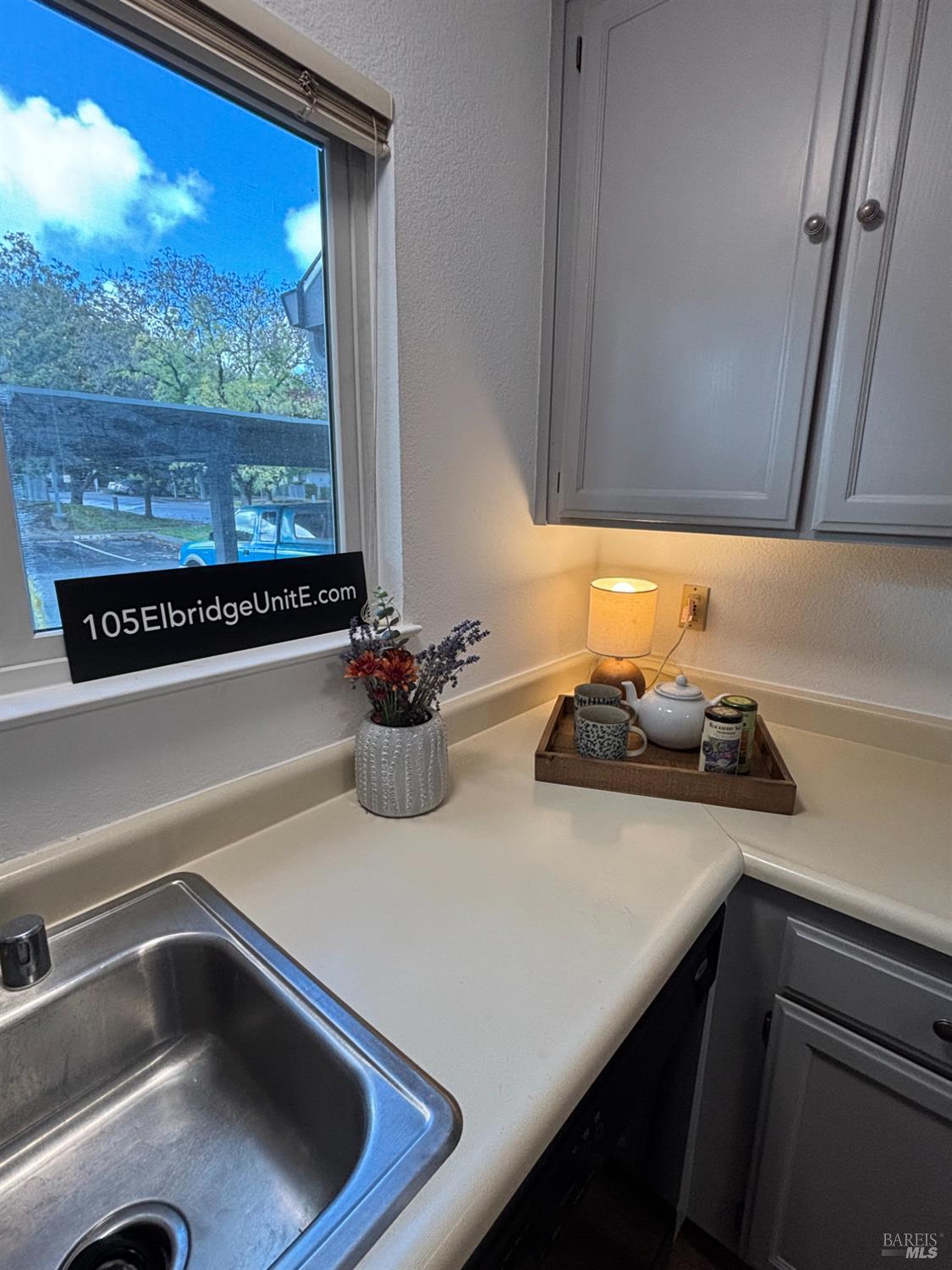 Detail Gallery Image 10 of 47 For 105 Elbridge Ave #E,  Cloverdale,  CA 95425 - 2 Beds | 1/1 Baths