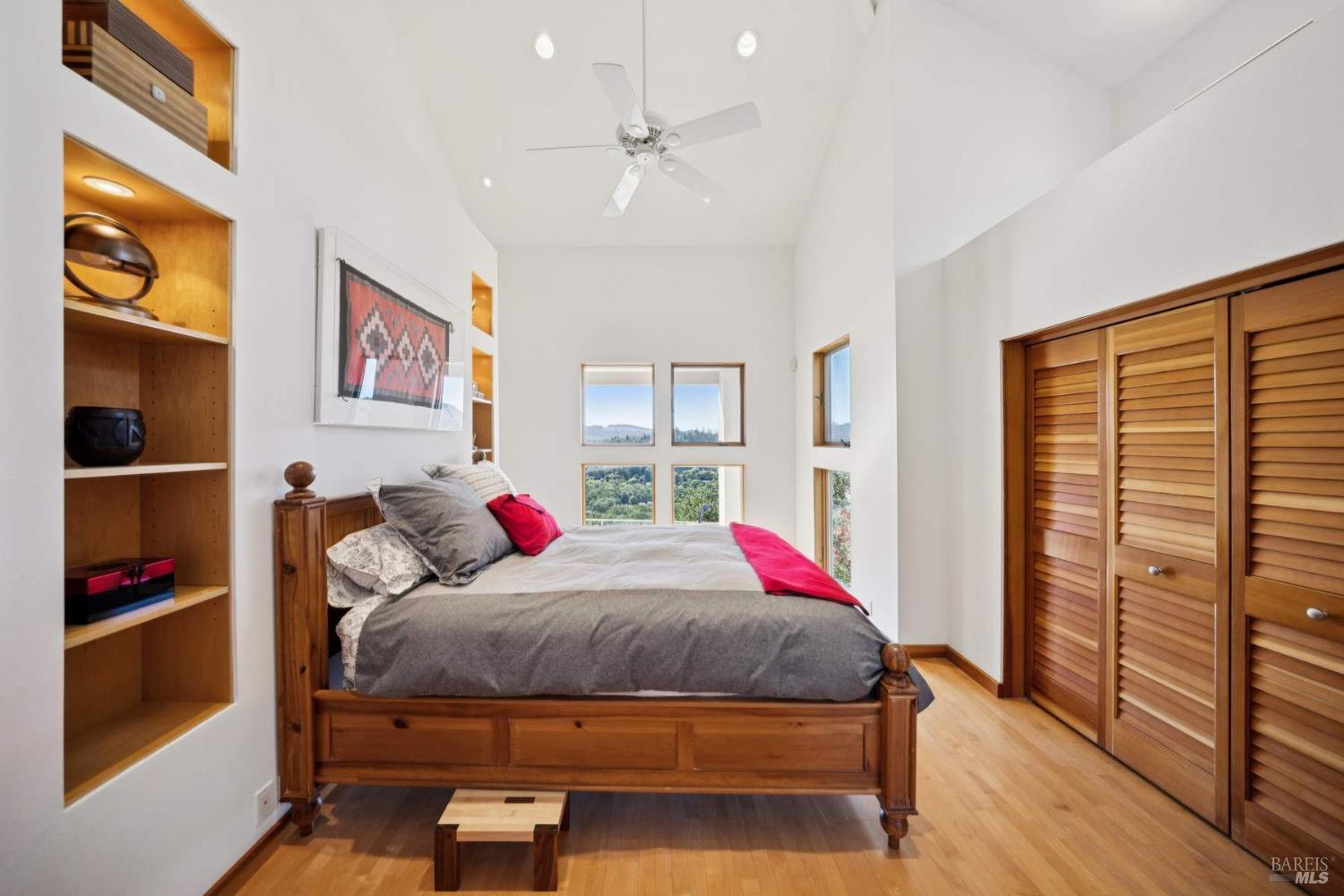 Detail Gallery Image 24 of 35 For 10300 Slattery Rd, Glen Ellen,  CA 95442 - 2 Beds | 2 Baths