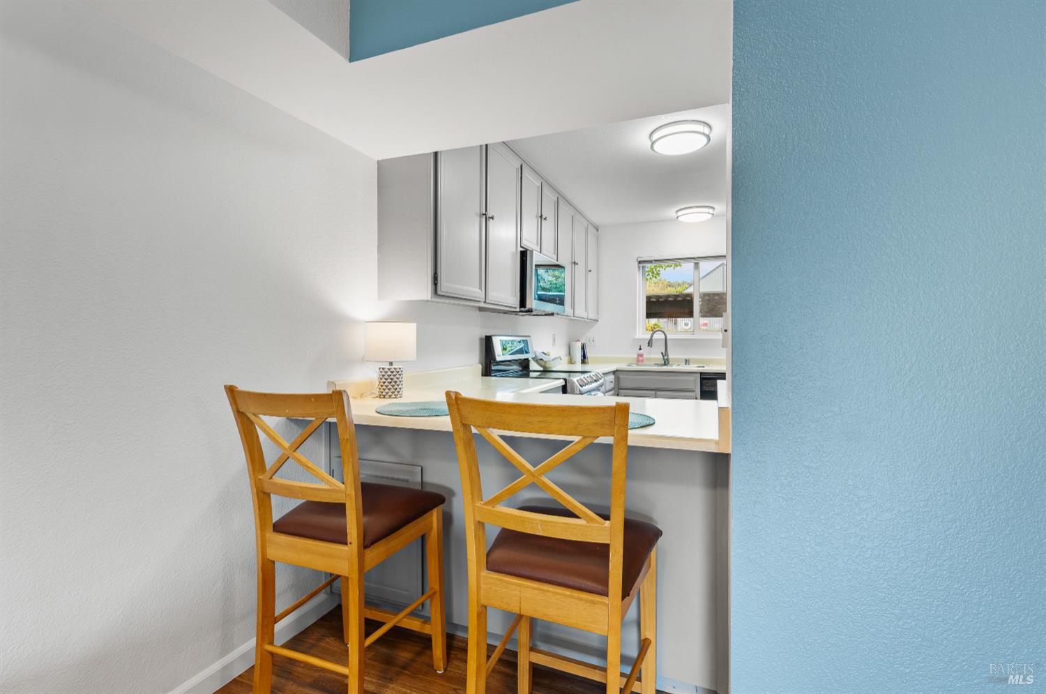 Detail Gallery Image 13 of 47 For 105 Elbridge Ave #E,  Cloverdale,  CA 95425 - 2 Beds | 1/1 Baths