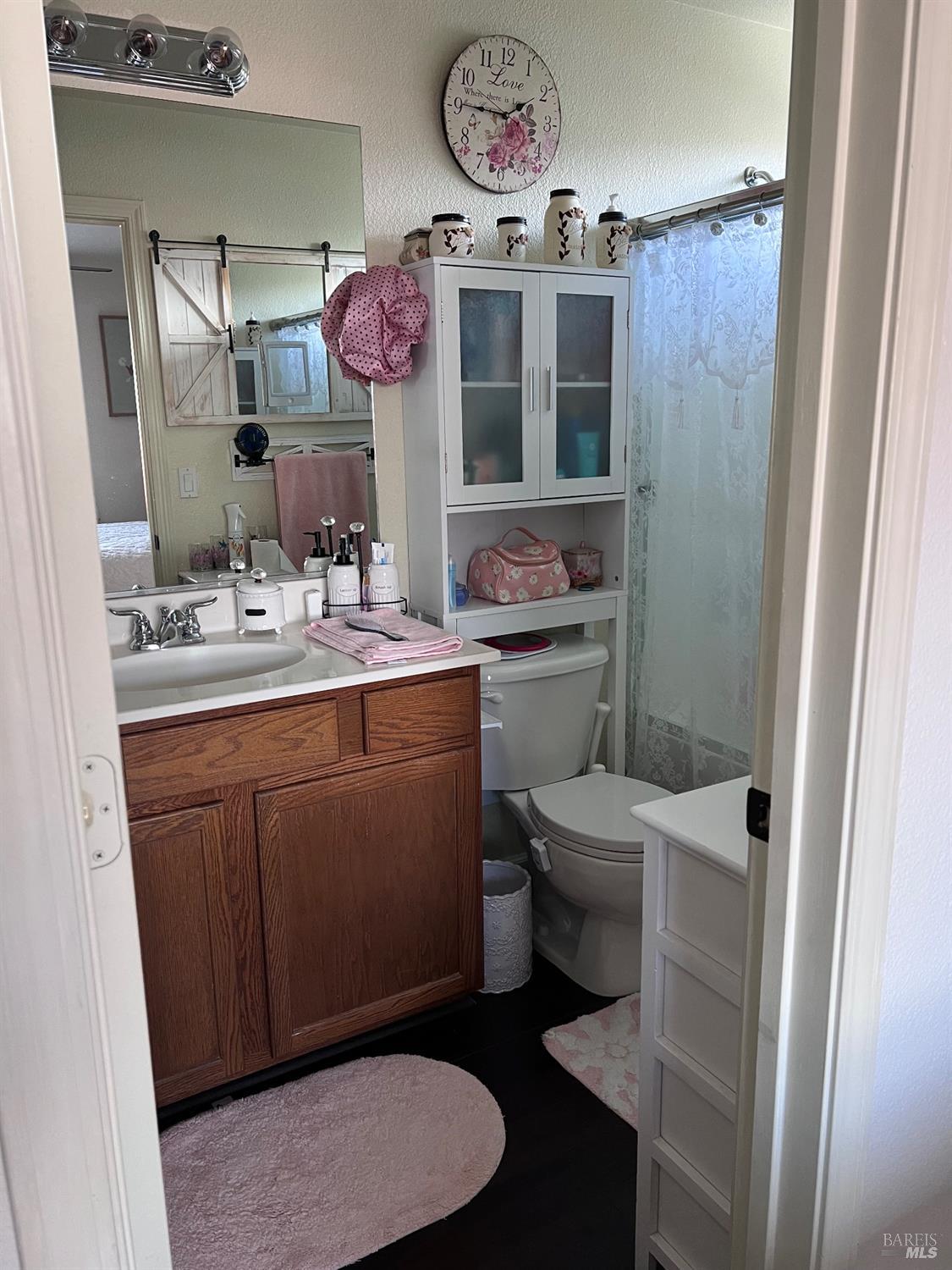 Detail Gallery Image 3 of 14 For 8029 Uva Dr, Redwood Valley,  CA 95470 - 3 Beds | 2 Baths