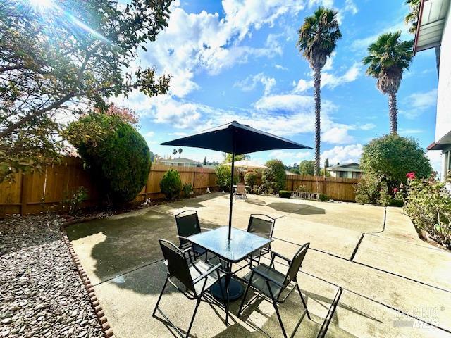 Detail Gallery Image 32 of 38 For 1305 Corcoran Ave, Vallejo,  CA 94589 - 4 Beds | 2/1 Baths