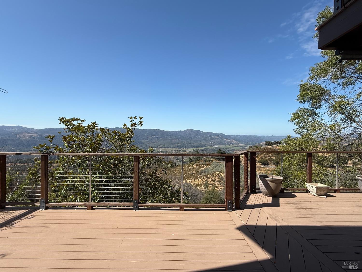 Detail Gallery Image 14 of 16 For 920 Crestmont Dr, Angwin,  CA 94508 - 5 Beds | 4 Baths