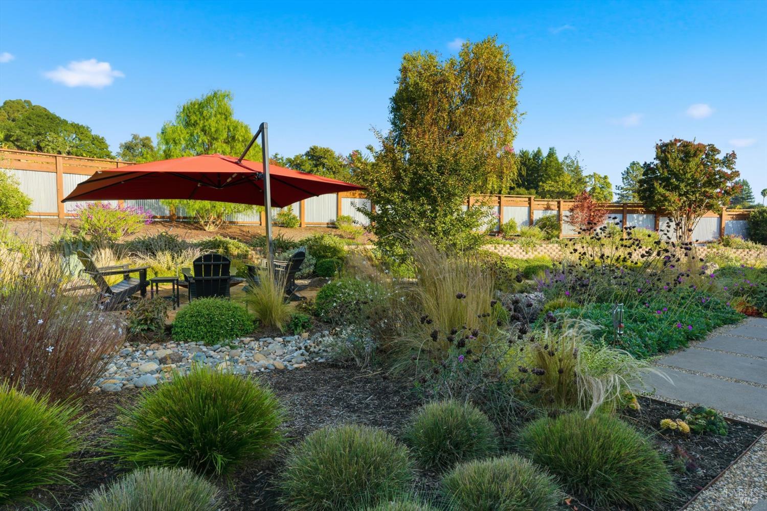 Detail Gallery Image 9 of 53 For 4630 Maddocks Rd, Sebastopol,  CA 95472 - 3 Beds | 3 Baths