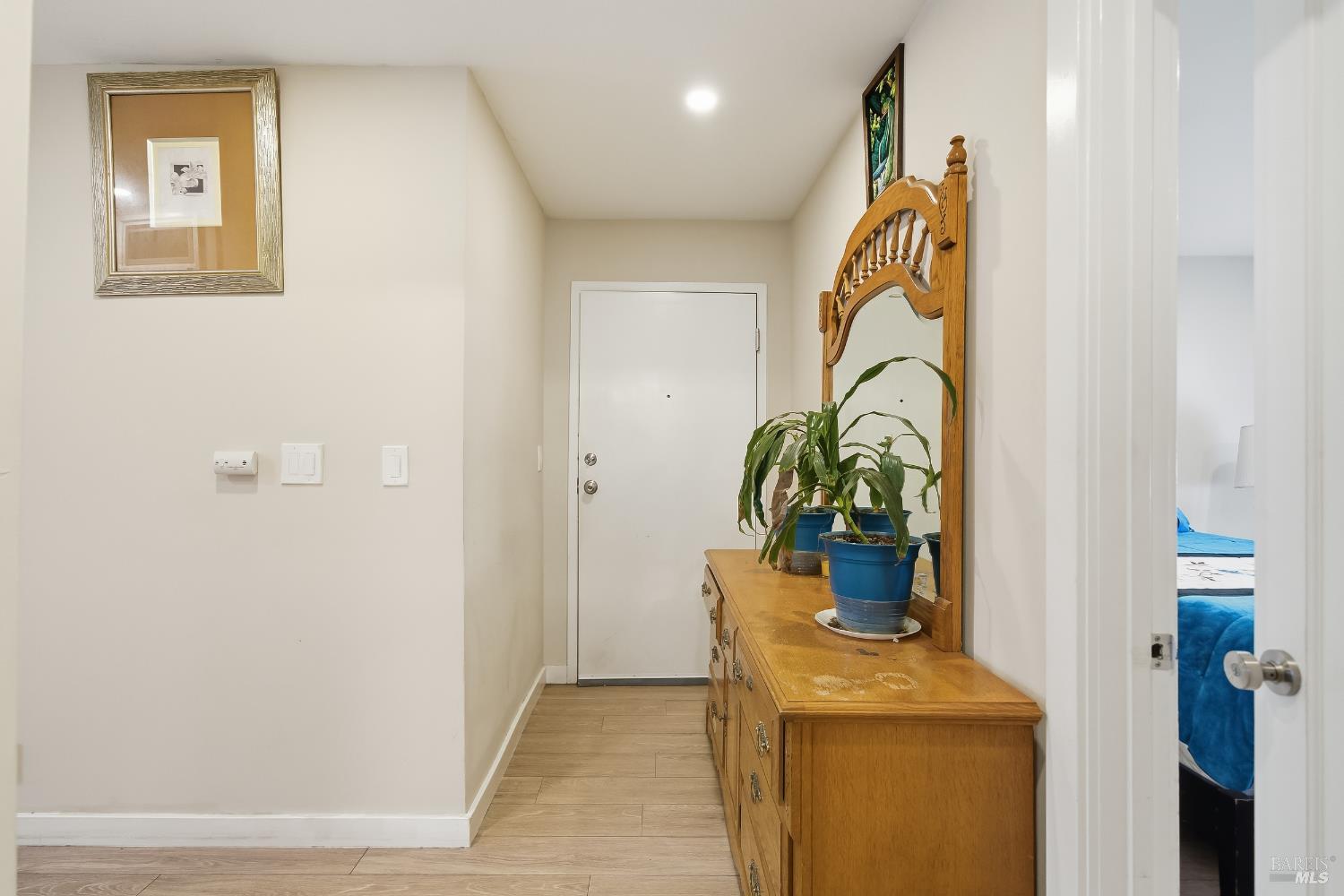 Detail Gallery Image 12 of 17 For 155 Canal St #7,  San Rafael,  CA 94901 - 1 Beds | 1 Baths