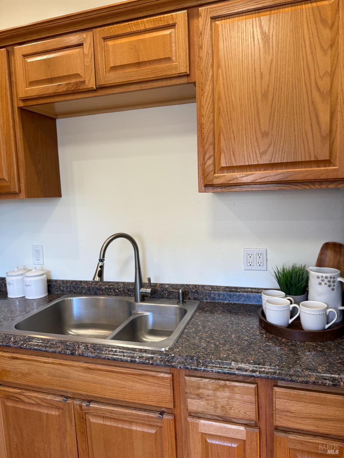 Detail Gallery Image 17 of 47 For 3834 Waller Ave, Richmond,  CA 94804 - 2 Beds | 1 Baths