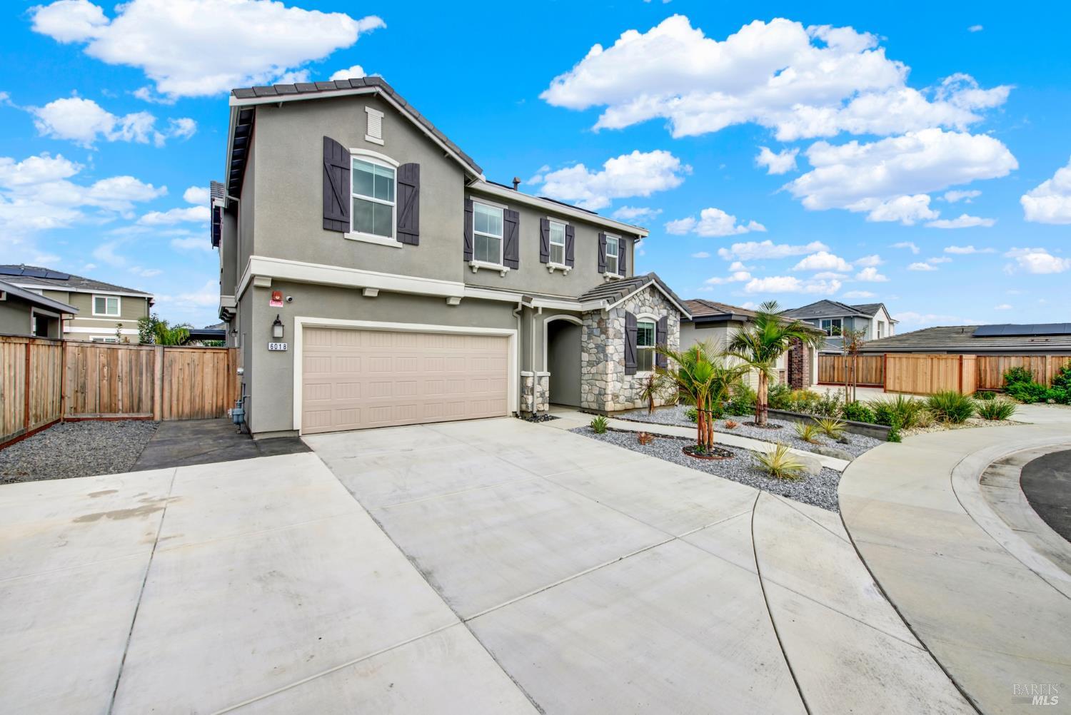 Detail Gallery Image 4 of 57 For 6018 Driver Ct, Vacaville,  CA 95687 - 4 Beds | 3 Baths