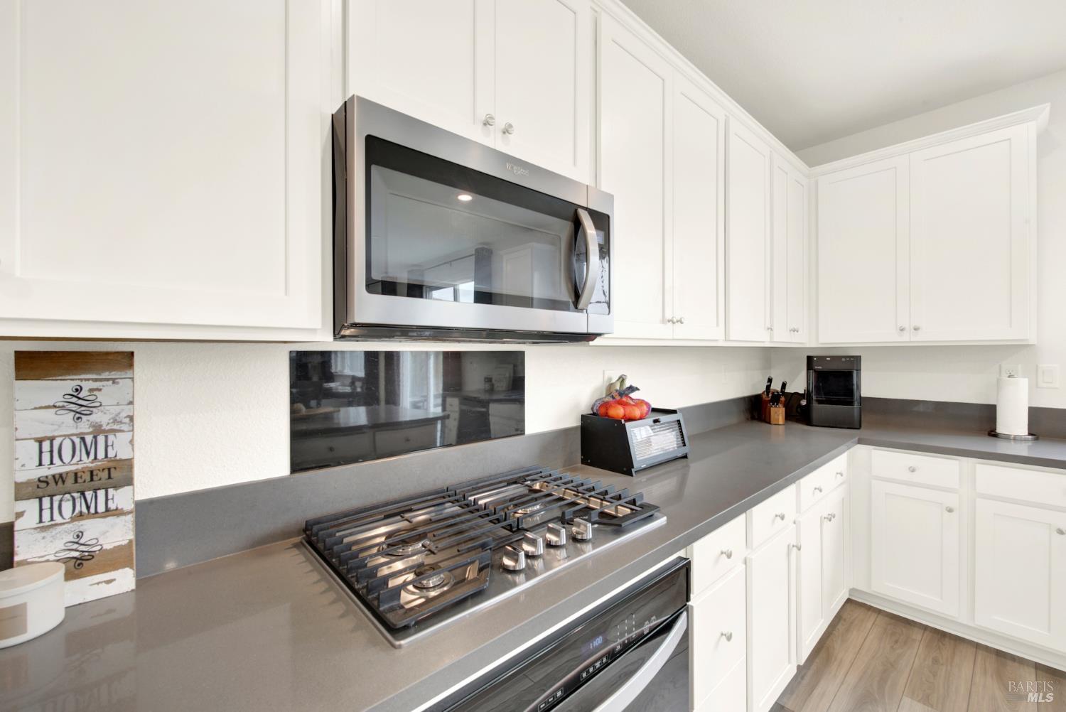 Detail Gallery Image 20 of 57 For 6018 Driver Ct, Vacaville,  CA 95687 - 4 Beds | 3 Baths