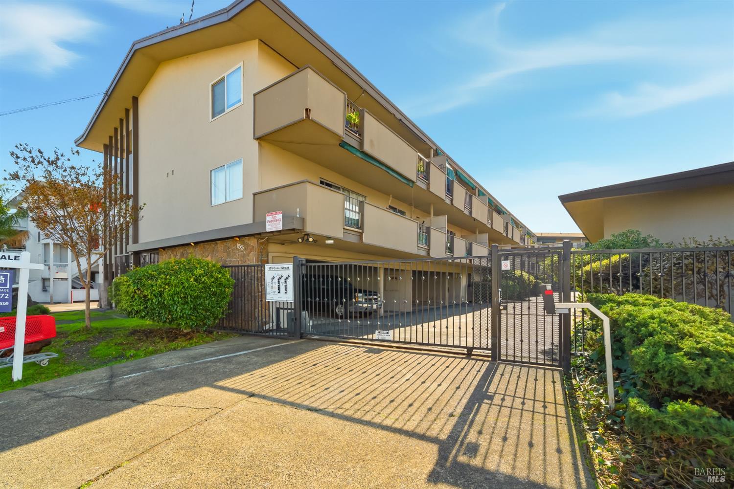 Detail Gallery Image 15 of 17 For 155 Canal St #7,  San Rafael,  CA 94901 - 1 Beds | 1 Baths