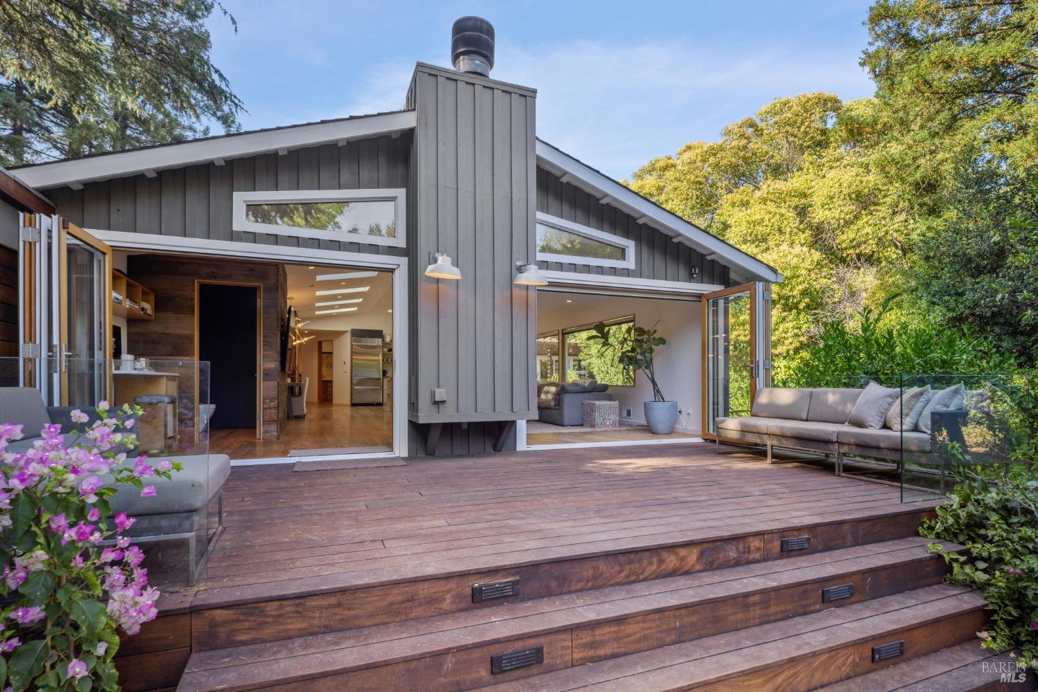 Detail Gallery Image 7 of 28 For 340 Olema Rd, Fairfax,  CA 94930 - 5 Beds | 3/1 Baths