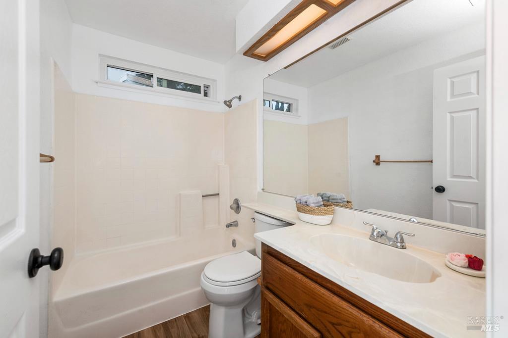 Detail Gallery Image 39 of 67 For 224 Rosita Ct, Vacaville,  CA 95687 - 3 Beds | 2/1 Baths