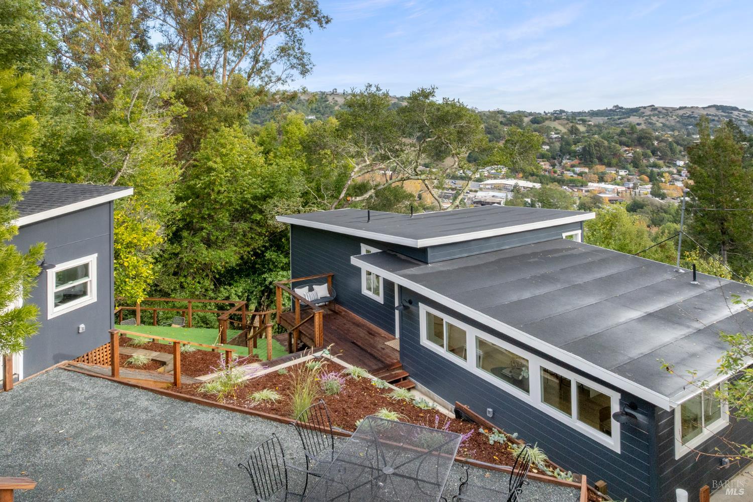 Detail Gallery Image 51 of 61 For 64 Mountain View Rd, Fairfax,  CA 94930 - 3 Beds | 2/1 Baths